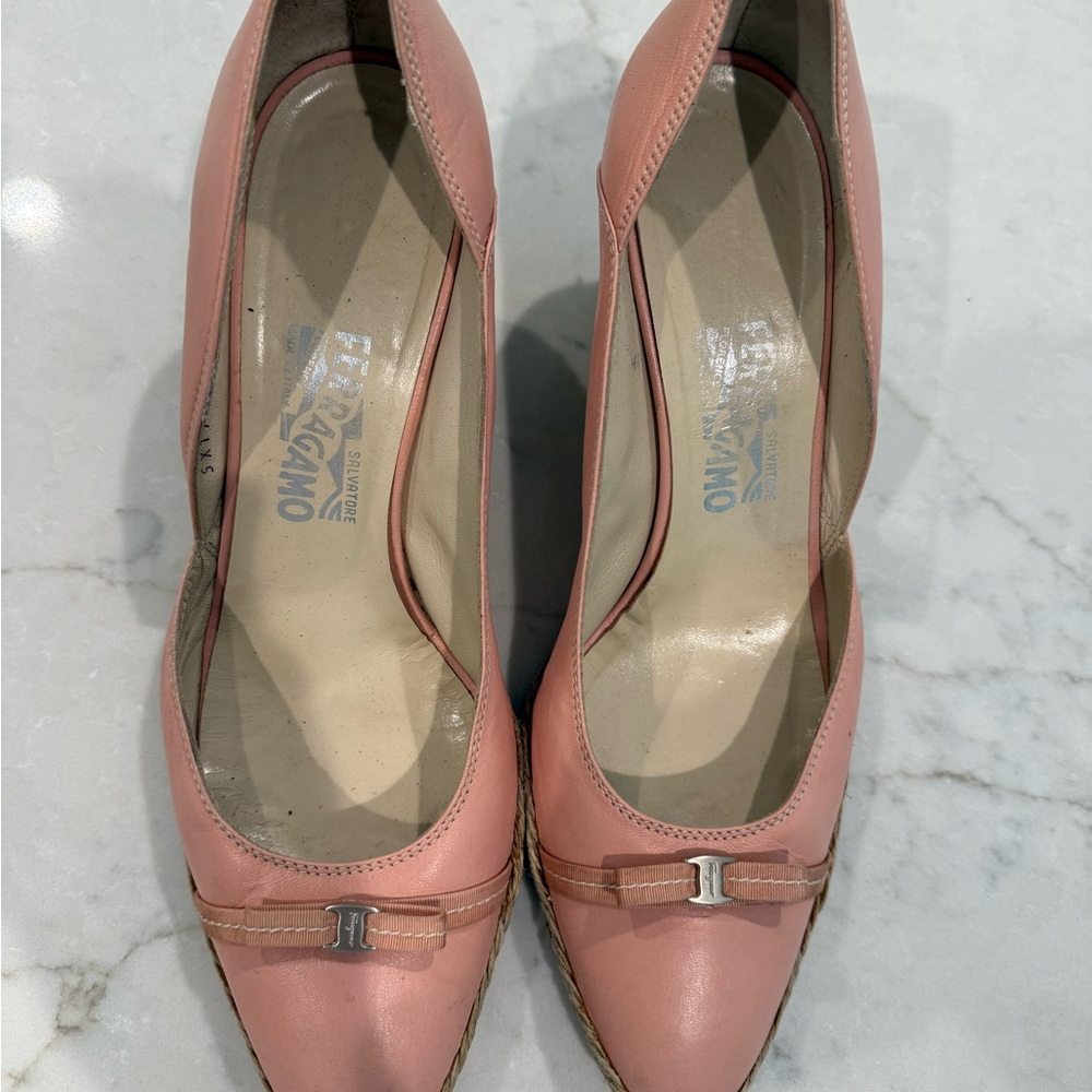 Salvatore Ferragamo Pink Heels Elegant Design